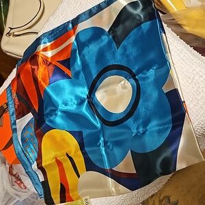 NWT Mulberry Silk woman's scarf